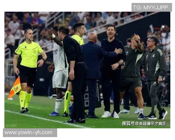 激情重燃皇马巴萨元老赛回顾昔日传奇球星的对决与友谊